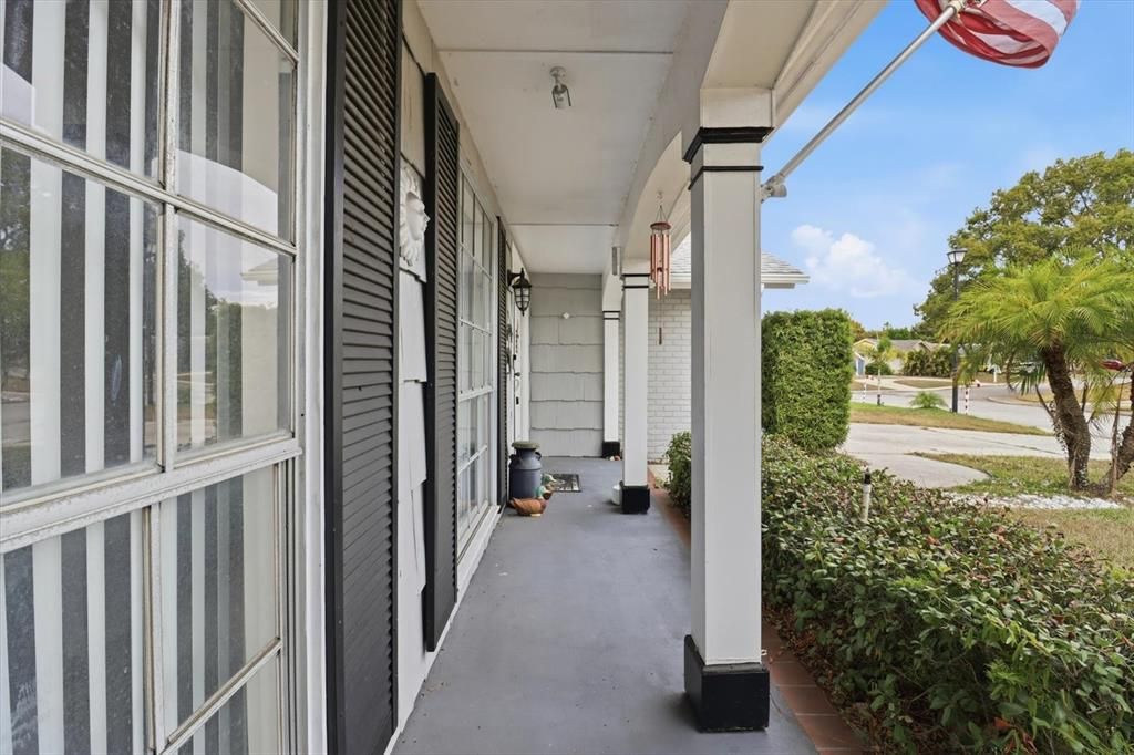 For Sale: $225,000 (2 beds, 2 baths, 1519 Square Feet)