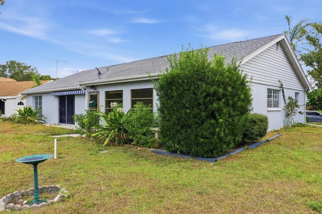 For Sale: $225,000 (2 beds, 2 baths, 1519 Square Feet)