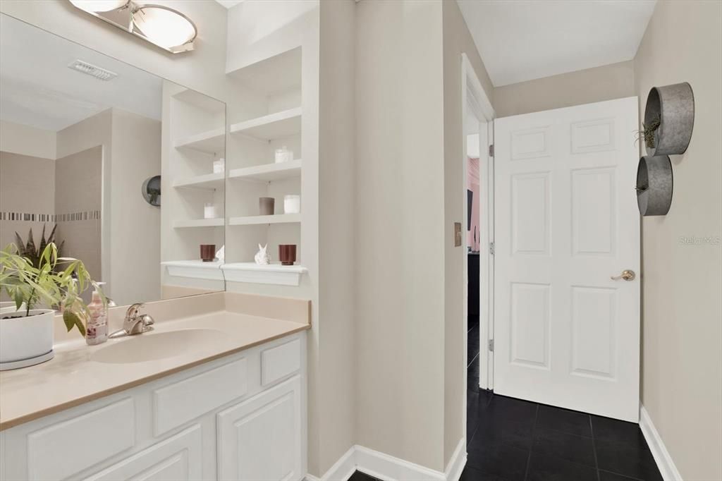 En Venta: $465,000 (2 camas, 1 baños, 1022 Pies cuadrados)