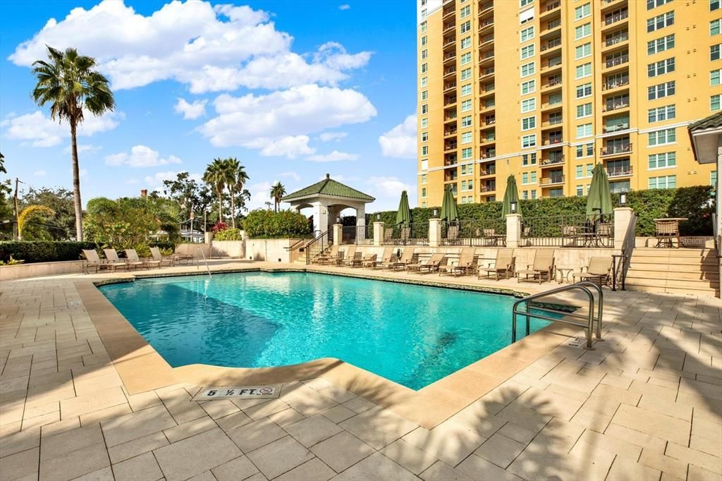 En Venta: $465,000 (2 camas, 1 baños, 1022 Pies cuadrados)