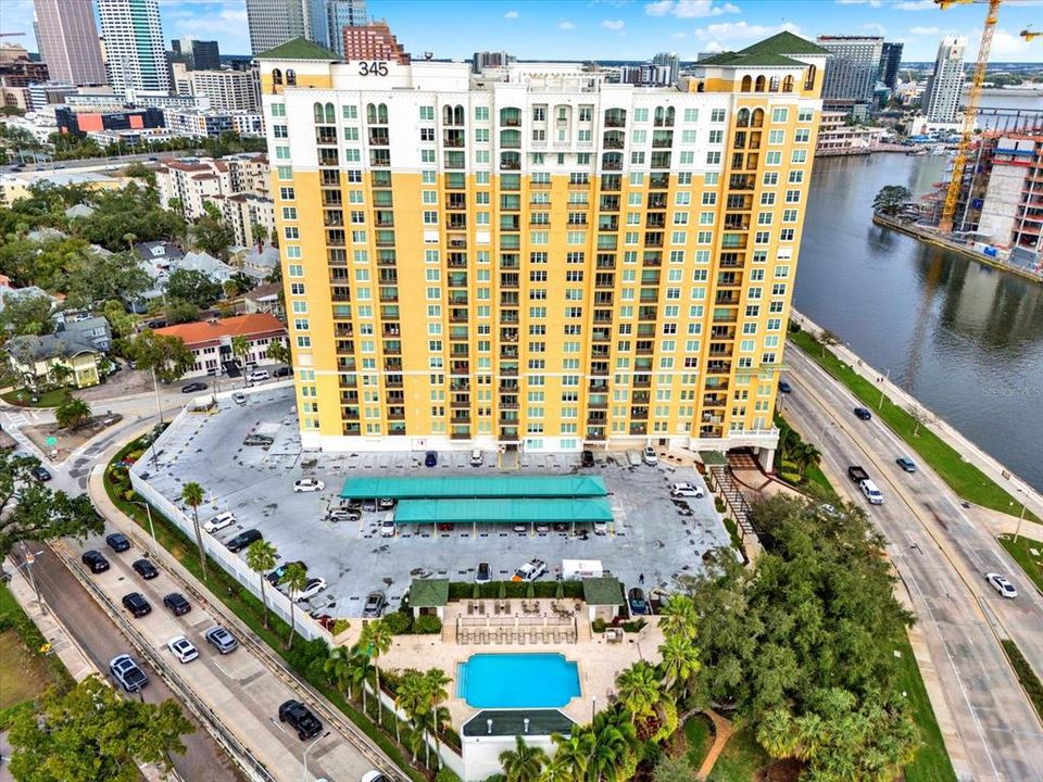 En Venta: $465,000 (2 camas, 1 baños, 1022 Pies cuadrados)