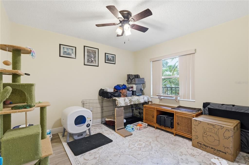 For Sale: $449,900 (3 beds, 2 baths, 1579 Square Feet)