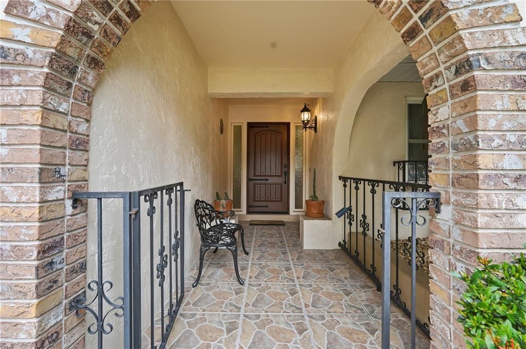 For Sale: $449,900 (3 beds, 2 baths, 1579 Square Feet)