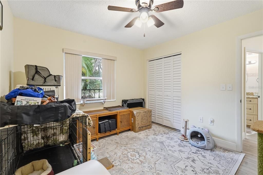 For Sale: $449,900 (3 beds, 2 baths, 1579 Square Feet)