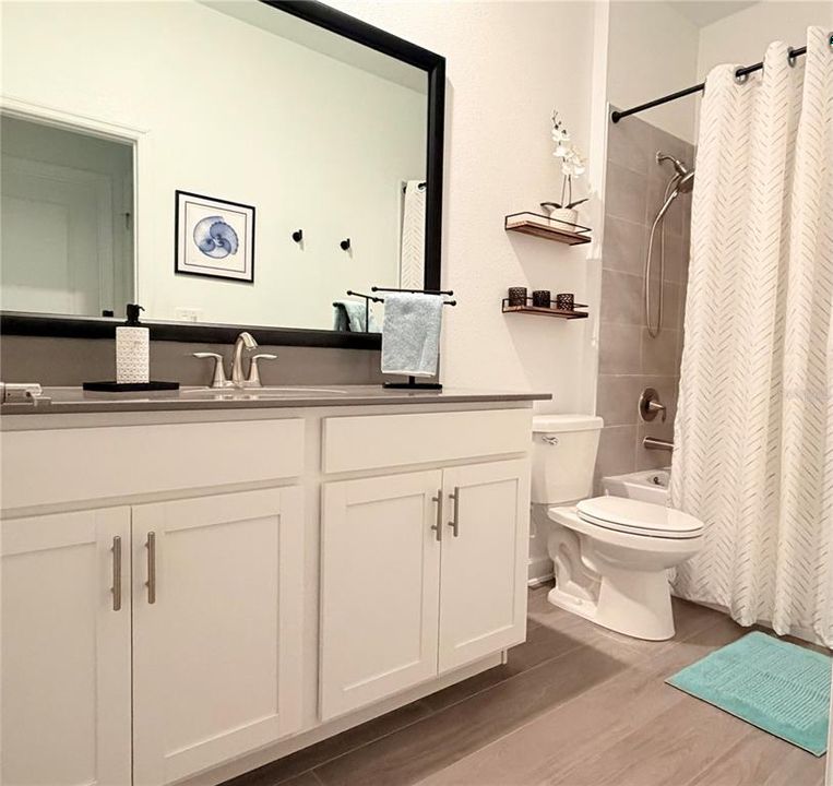 For Sale: $699,900 (4 beds, 2 baths, 2089 Square Feet)