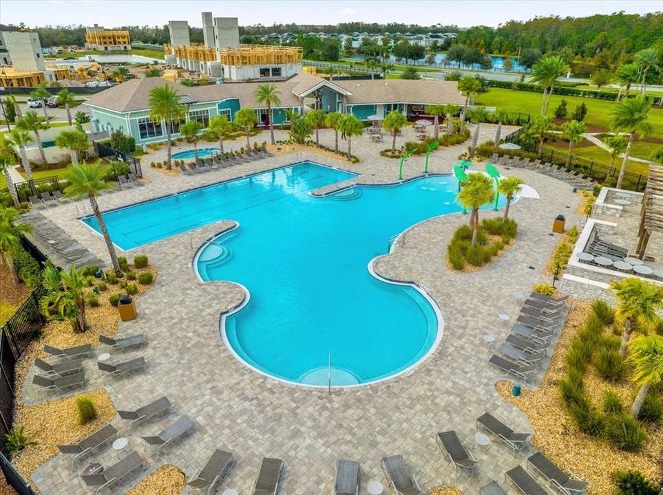 For Sale: $699,900 (4 beds, 2 baths, 2089 Square Feet)