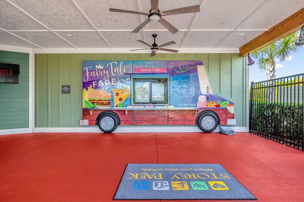 For Sale: $699,900 (4 beds, 2 baths, 2089 Square Feet)