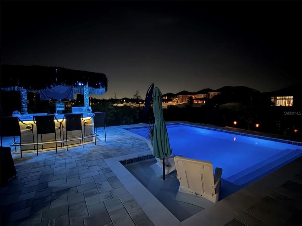 For Sale: $699,900 (4 beds, 2 baths, 2089 Square Feet)