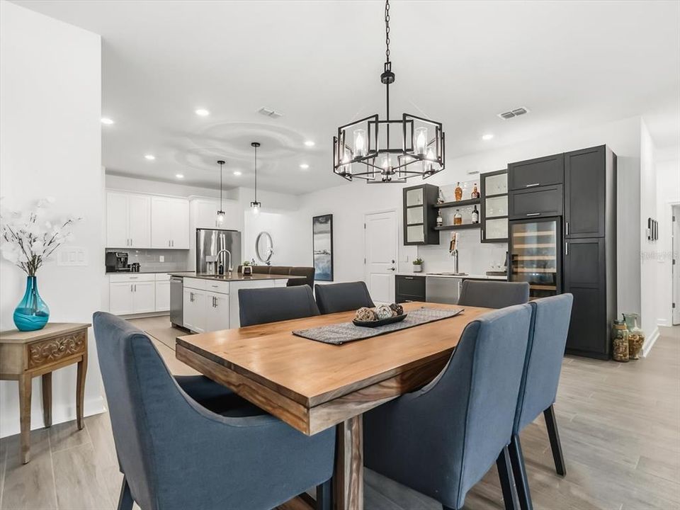 For Sale: $699,900 (4 beds, 2 baths, 2089 Square Feet)