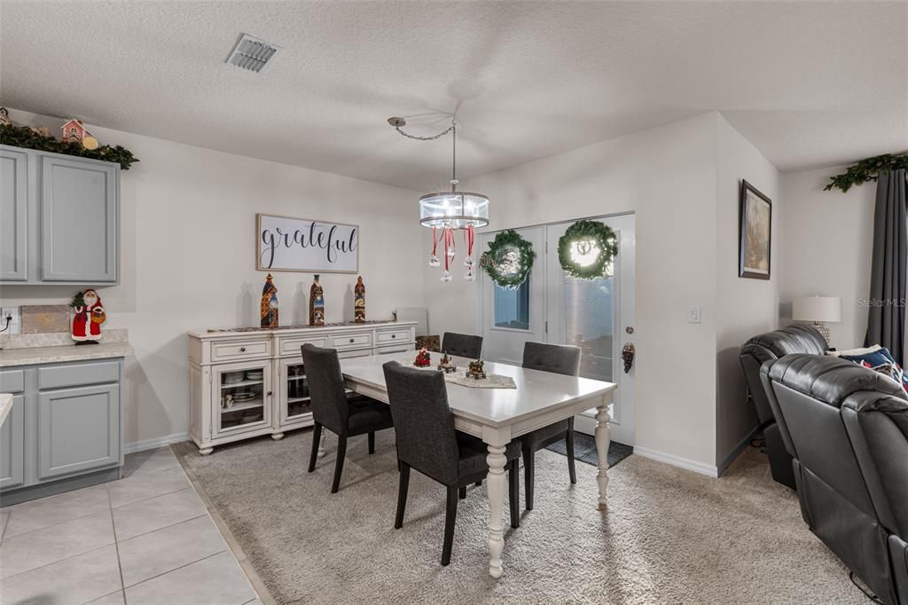 For Sale: $334,900 (4 beds, 2 baths, 1867 Square Feet)