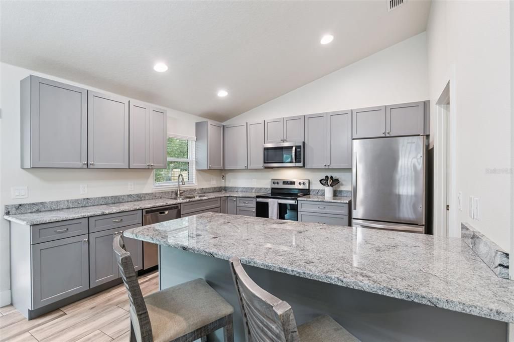 En Venta: $350,000 (3 camas, 2 baños, 1441 Pies cuadrados)