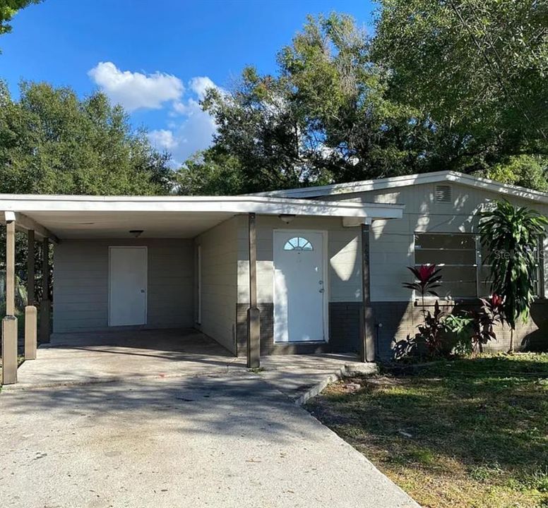 В аренду: $1,895 (3 спален, 1 ванн, 1050 Квадратных фут)