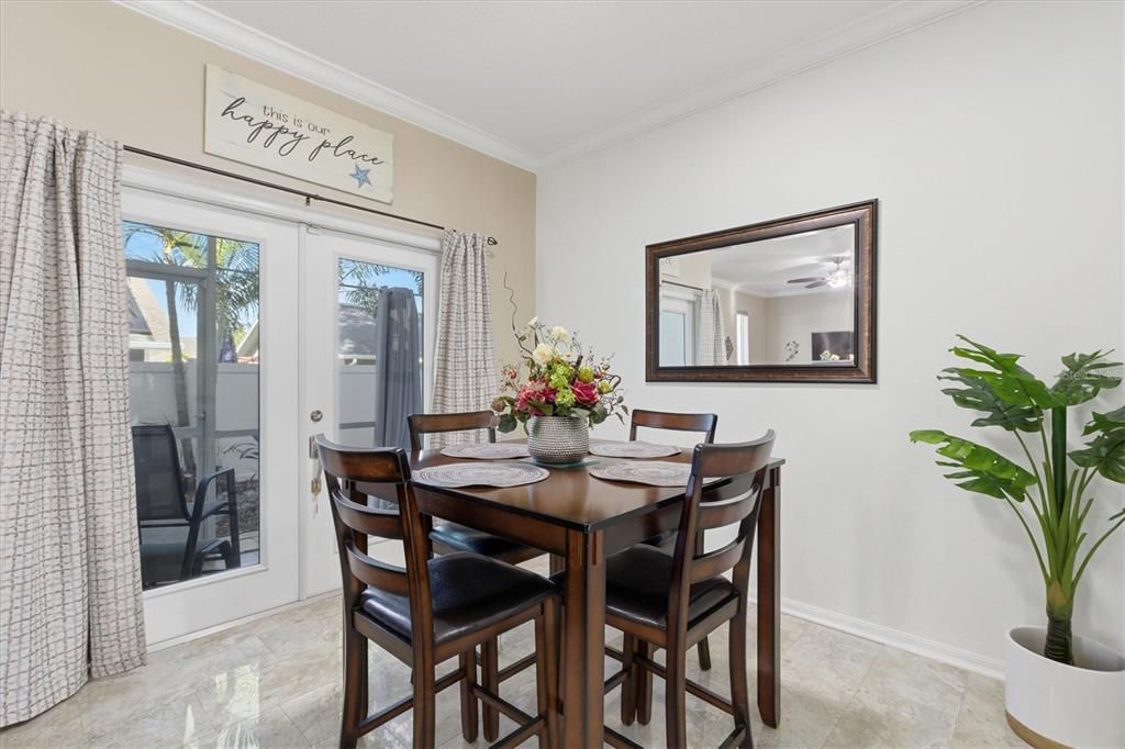 En Venta: $395,000 (3 camas, 2 baños, 1600 Pies cuadrados)