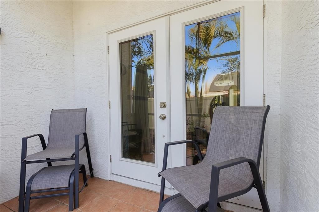 En Venta: $395,000 (3 camas, 2 baños, 1600 Pies cuadrados)