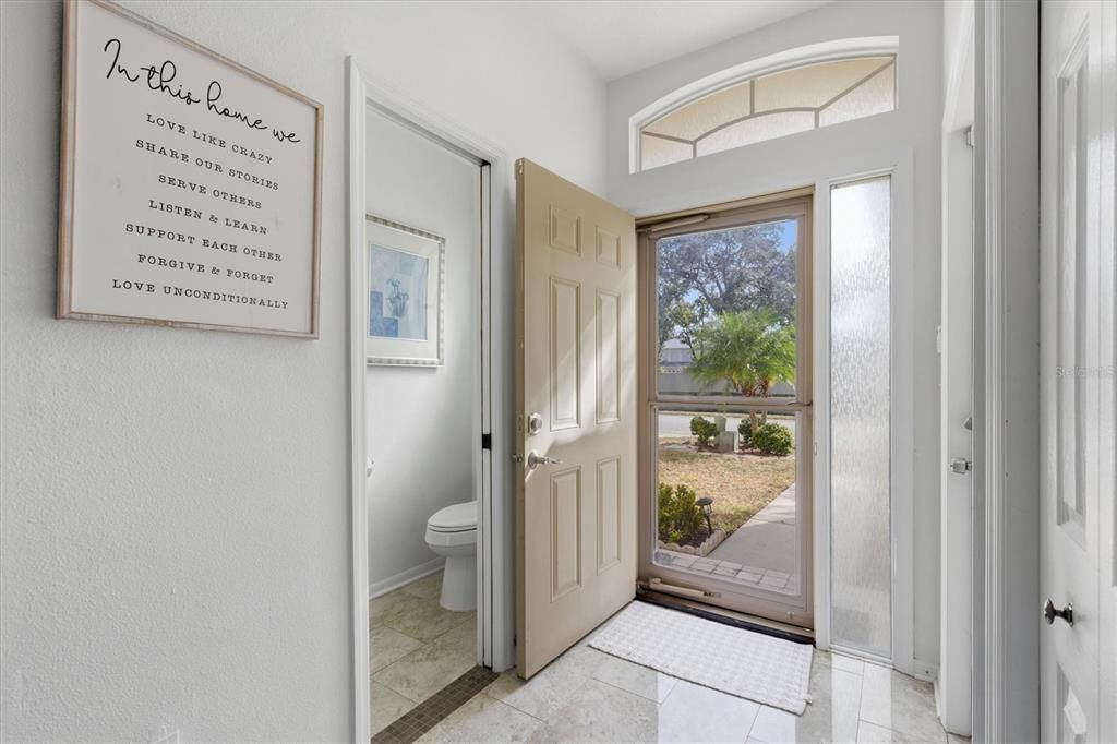 En Venta: $395,000 (3 camas, 2 baños, 1600 Pies cuadrados)