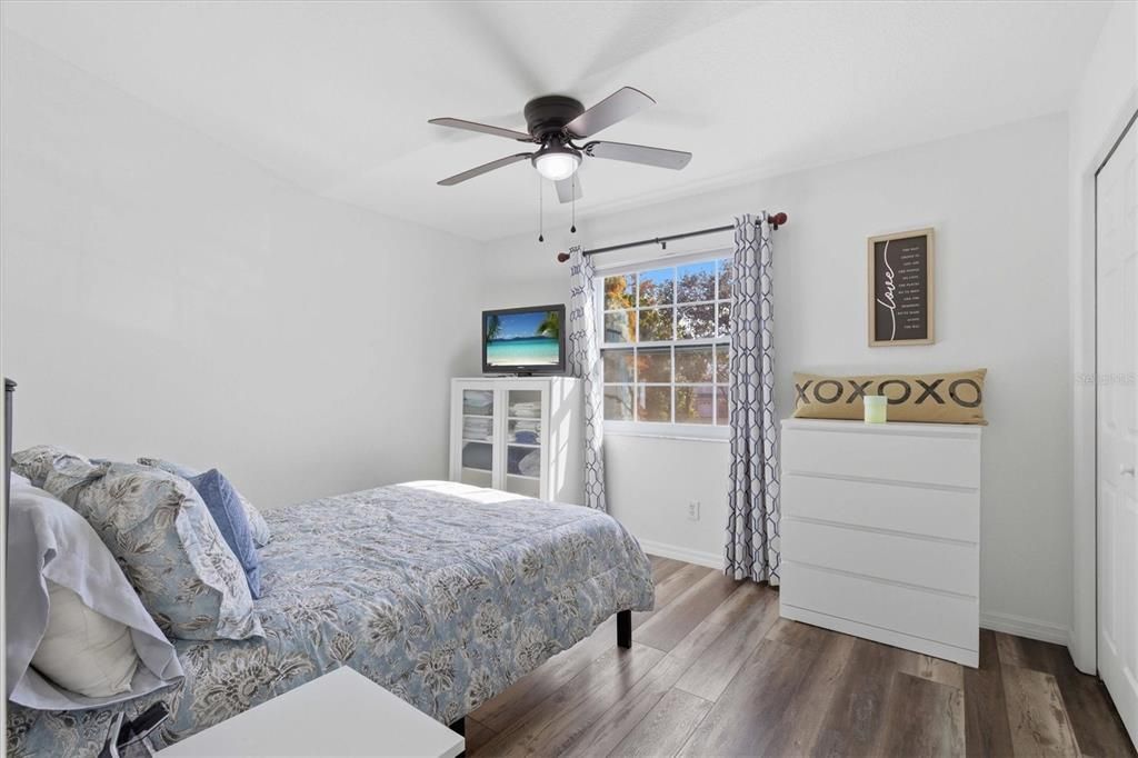 En Venta: $395,000 (3 camas, 2 baños, 1600 Pies cuadrados)