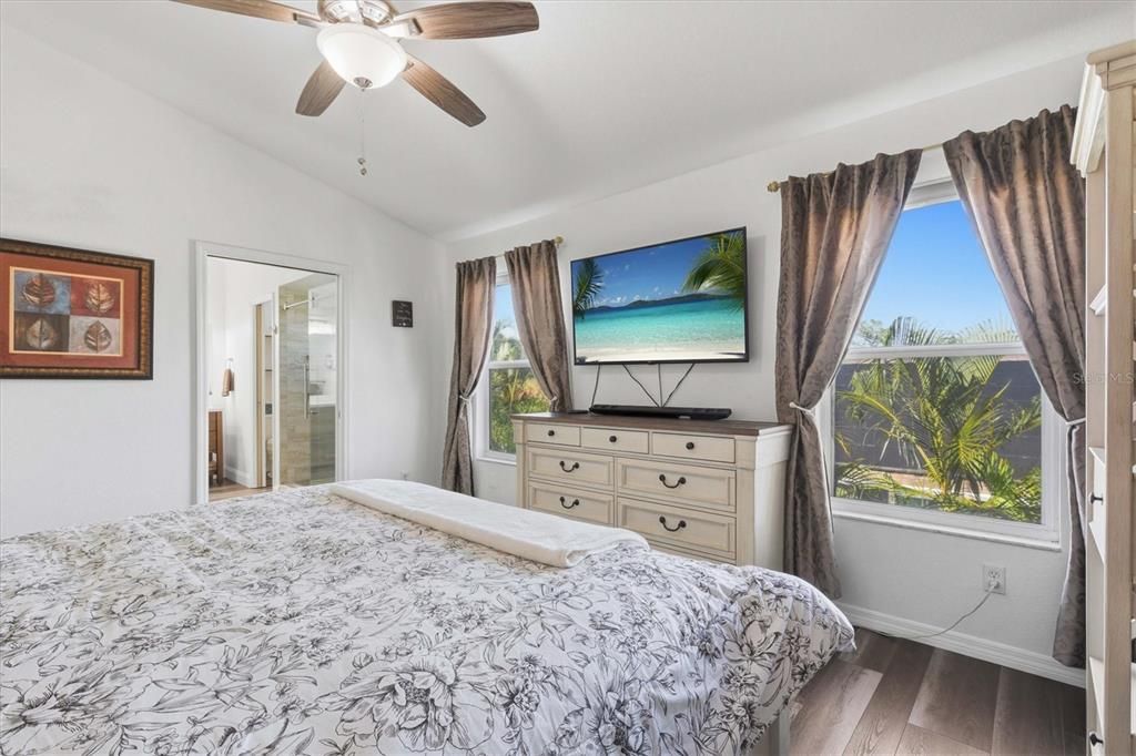 En Venta: $395,000 (3 camas, 2 baños, 1600 Pies cuadrados)