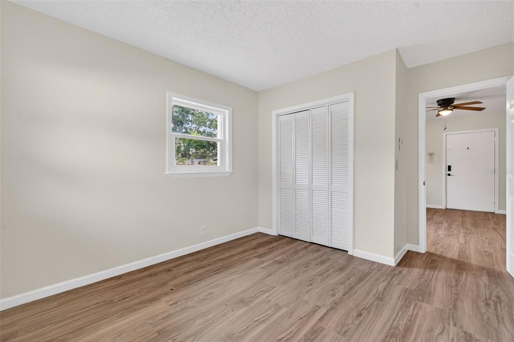 For Rent: $2,000 (2 beds, 1 baths, 800 Square Feet)