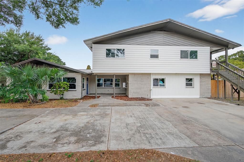 For Rent: $2,000 (2 beds, 1 baths, 800 Square Feet)