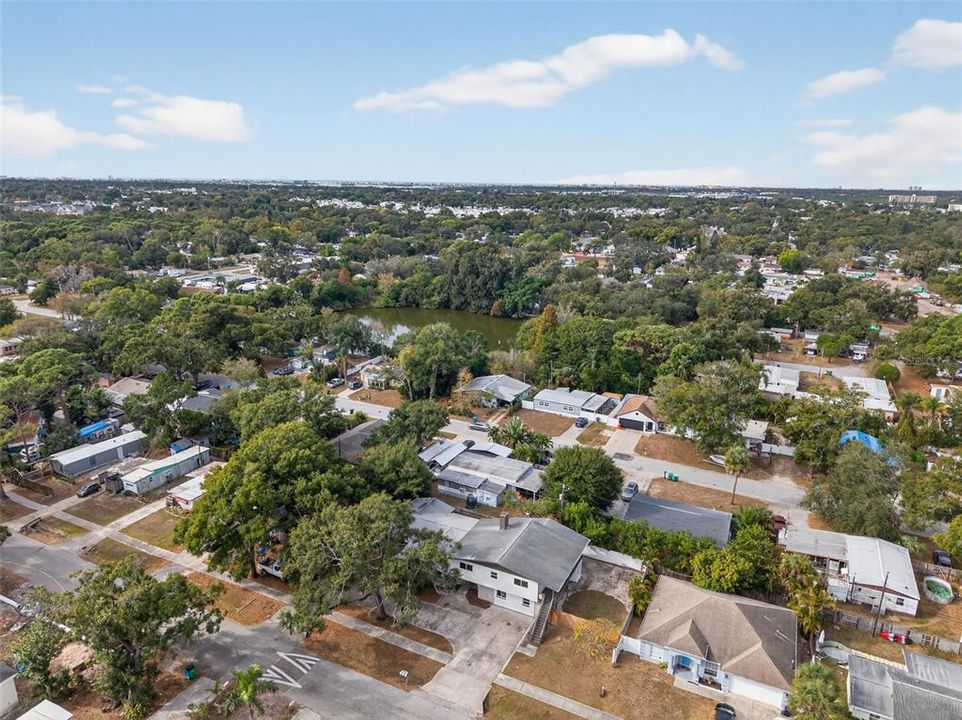 For Rent: $2,000 (2 beds, 1 baths, 800 Square Feet)