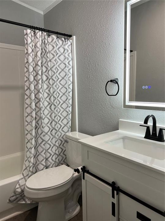 En Venta: $229,900 (3 camas, 2 baños, 1616 Pies cuadrados)