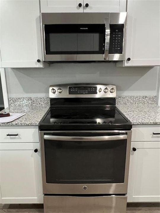 En Venta: $229,900 (3 camas, 2 baños, 1616 Pies cuadrados)