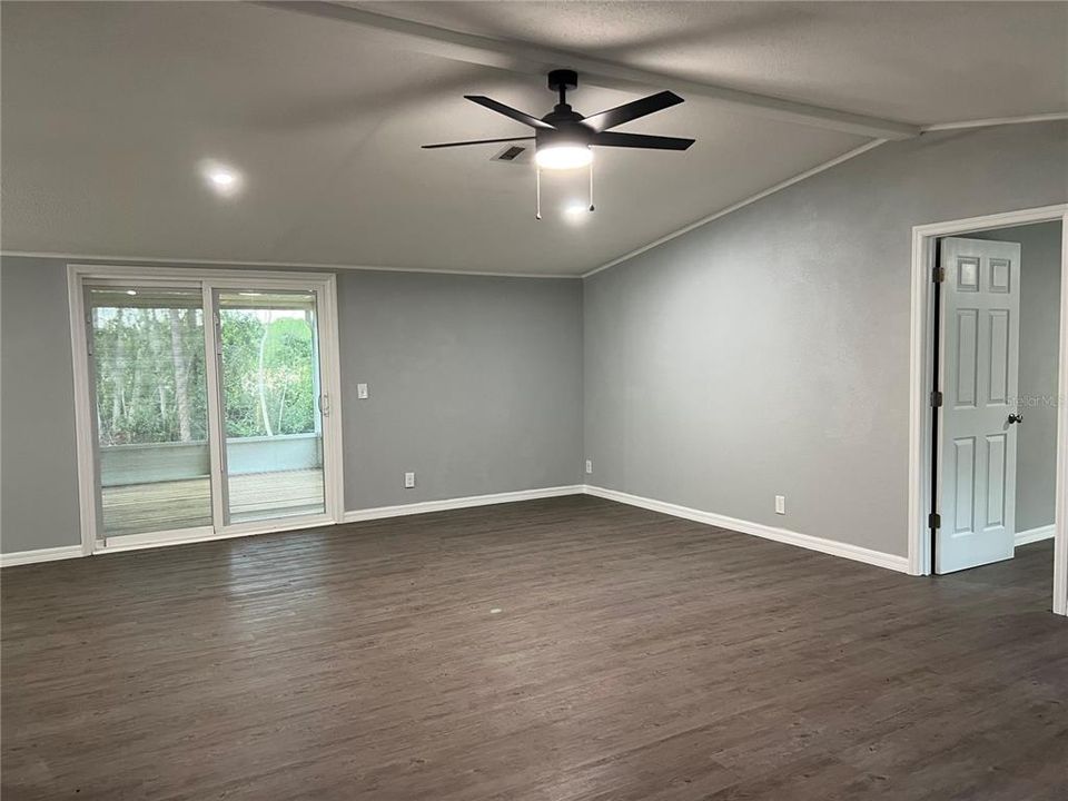 En Venta: $229,900 (3 camas, 2 baños, 1616 Pies cuadrados)