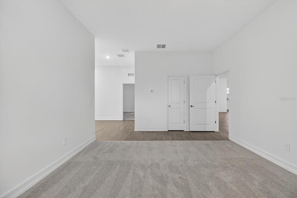 В аренду: $1,450 (1 спален, 1 ванн, 824 Квадратных фут)