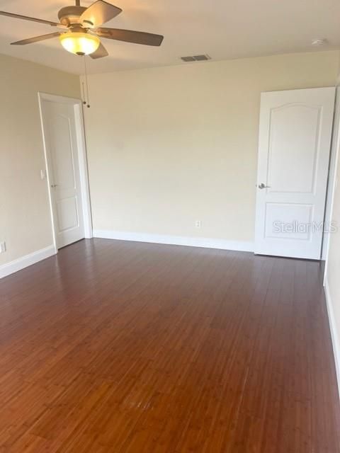 出租: $2,875 (5 贝兹, 3 浴室, 2750 平方英尺)