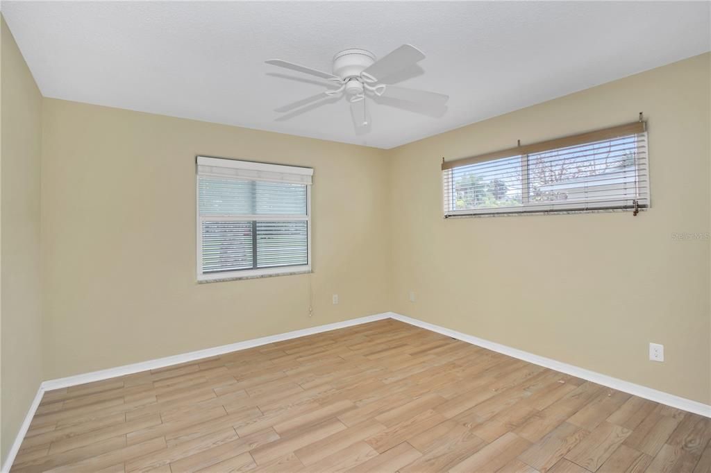 For Sale: $925,000 (3 beds, 2 baths, 2020 Square Feet)