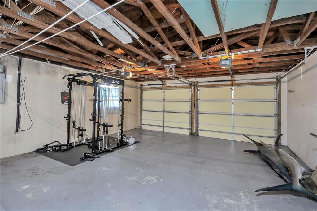 For Sale: $925,000 (3 beds, 2 baths, 2020 Square Feet)