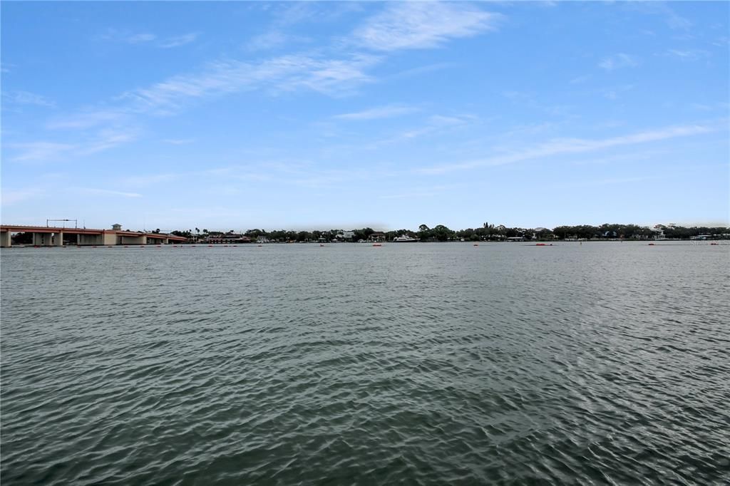 For Sale: $925,000 (3 beds, 2 baths, 2020 Square Feet)