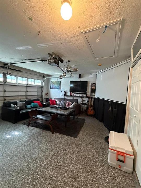 待售: $360,000 (3 贝兹, 2 浴室, 1664 平方英尺)