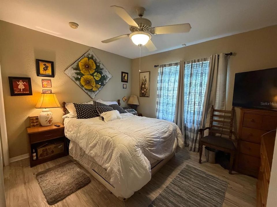 待售: $360,000 (3 贝兹, 2 浴室, 1664 平方英尺)