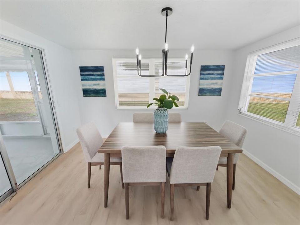 For Sale: $219,000 (2 beds, 1 baths, 1088 Square Feet)