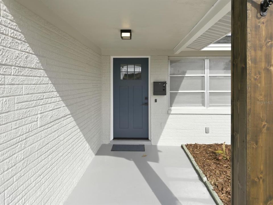 For Sale: $219,000 (2 beds, 1 baths, 1088 Square Feet)