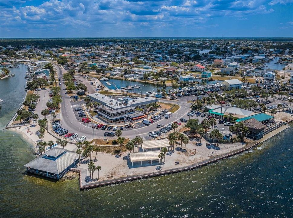 For Sale: $425,000 (3 beds, 2 baths, 1712 Square Feet)