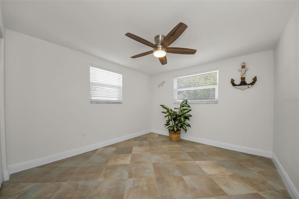 For Sale: $425,000 (3 beds, 2 baths, 1712 Square Feet)