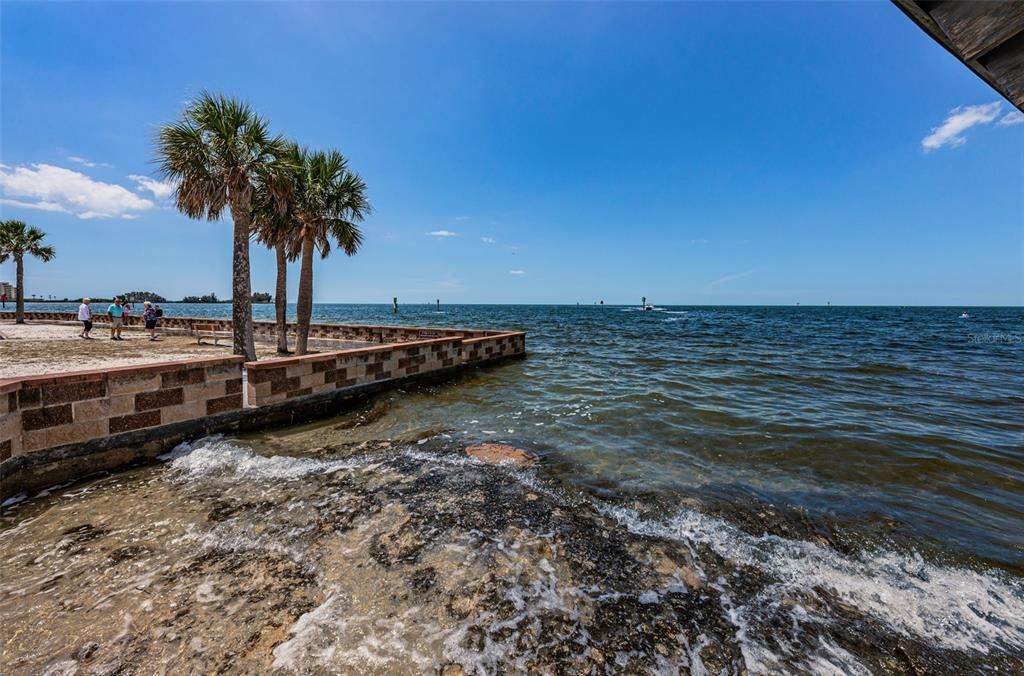 For Sale: $425,000 (3 beds, 2 baths, 1712 Square Feet)