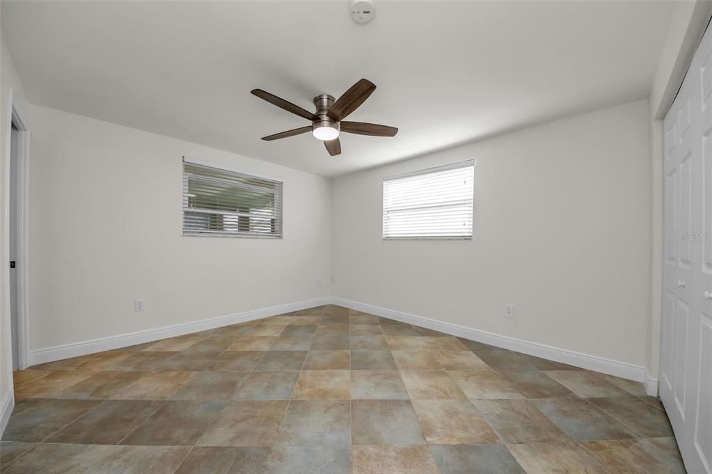 For Sale: $425,000 (3 beds, 2 baths, 1712 Square Feet)