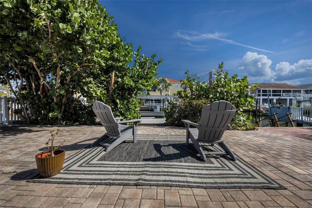 For Sale: $425,000 (3 beds, 2 baths, 1712 Square Feet)