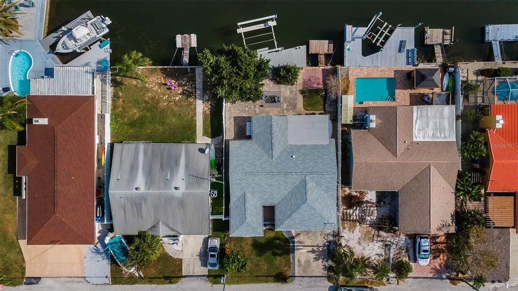 For Sale: $425,000 (3 beds, 2 baths, 1712 Square Feet)