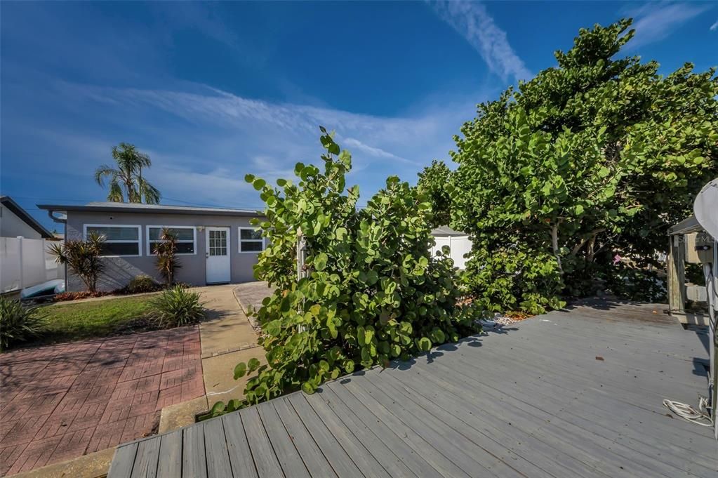 For Sale: $425,000 (3 beds, 2 baths, 1712 Square Feet)