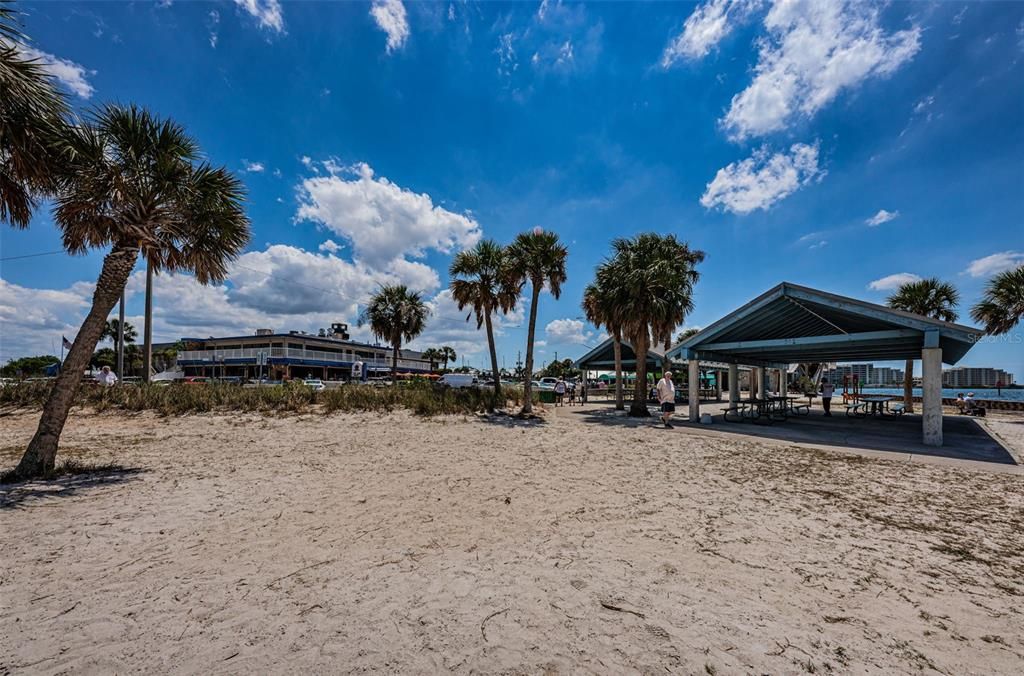 For Sale: $425,000 (3 beds, 2 baths, 1712 Square Feet)