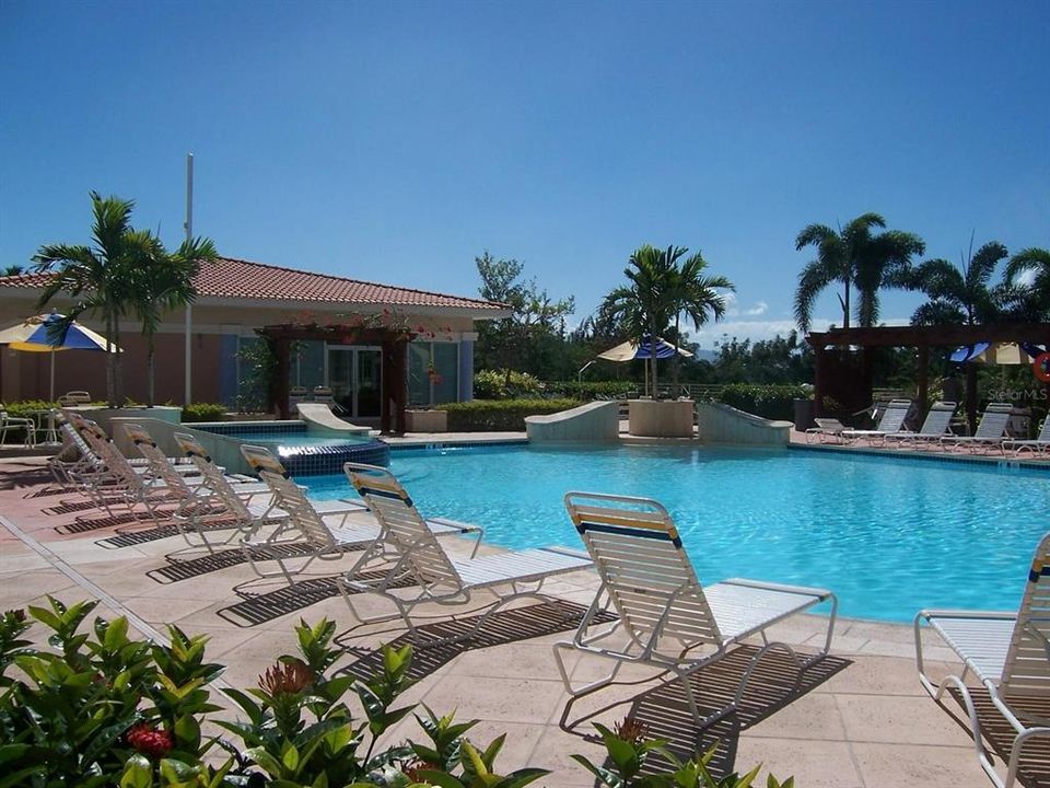 出租: $3,500 (2 贝兹, 2 浴室, 1749 平方英尺)