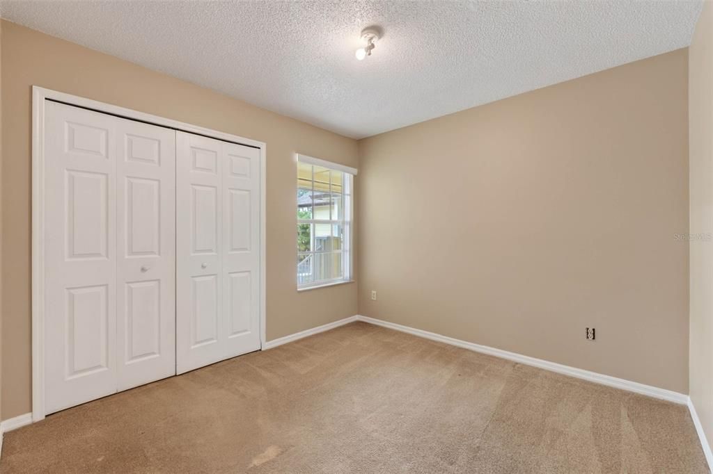 待售: $210,000 (3 贝兹, 2 浴室, 1350 平方英尺)