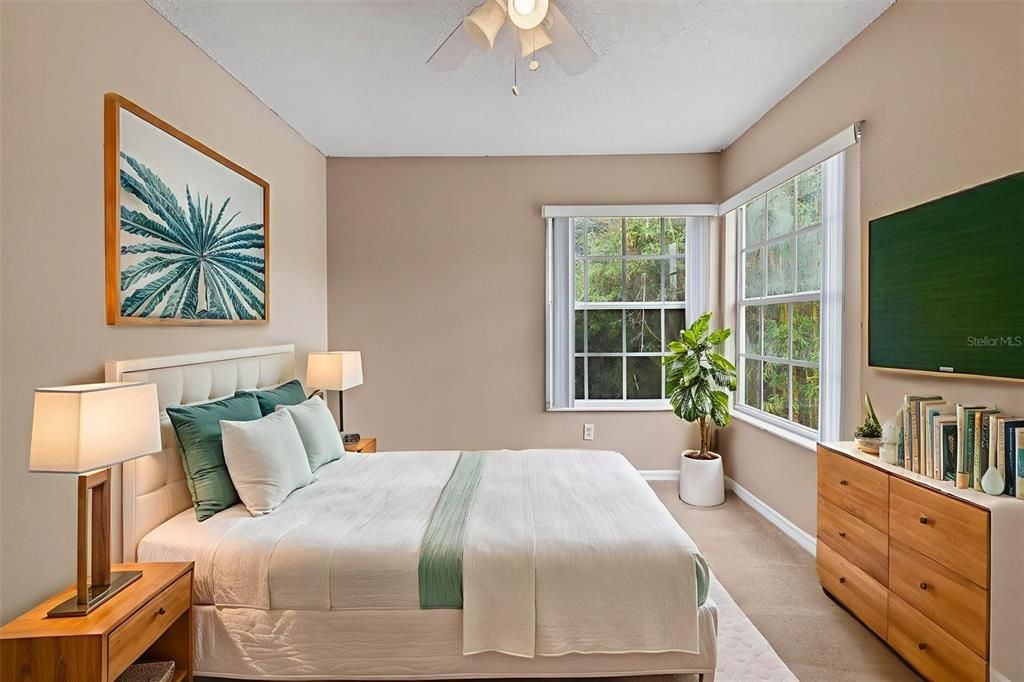 待售: $210,000 (3 贝兹, 2 浴室, 1350 平方英尺)