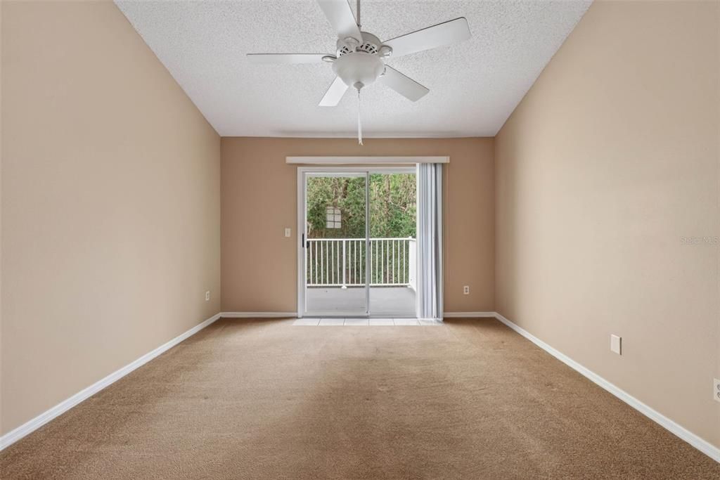 待售: $210,000 (3 贝兹, 2 浴室, 1350 平方英尺)