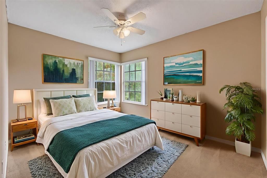 待售: $210,000 (3 贝兹, 2 浴室, 1350 平方英尺)