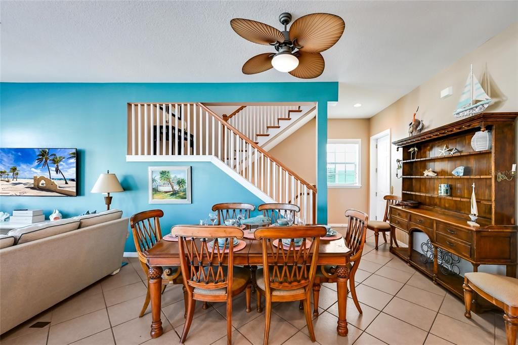 For Sale: $1,795,000 (3 beds, 2 baths, 2288 Square Feet)